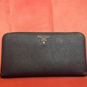 Prada zippy wallet